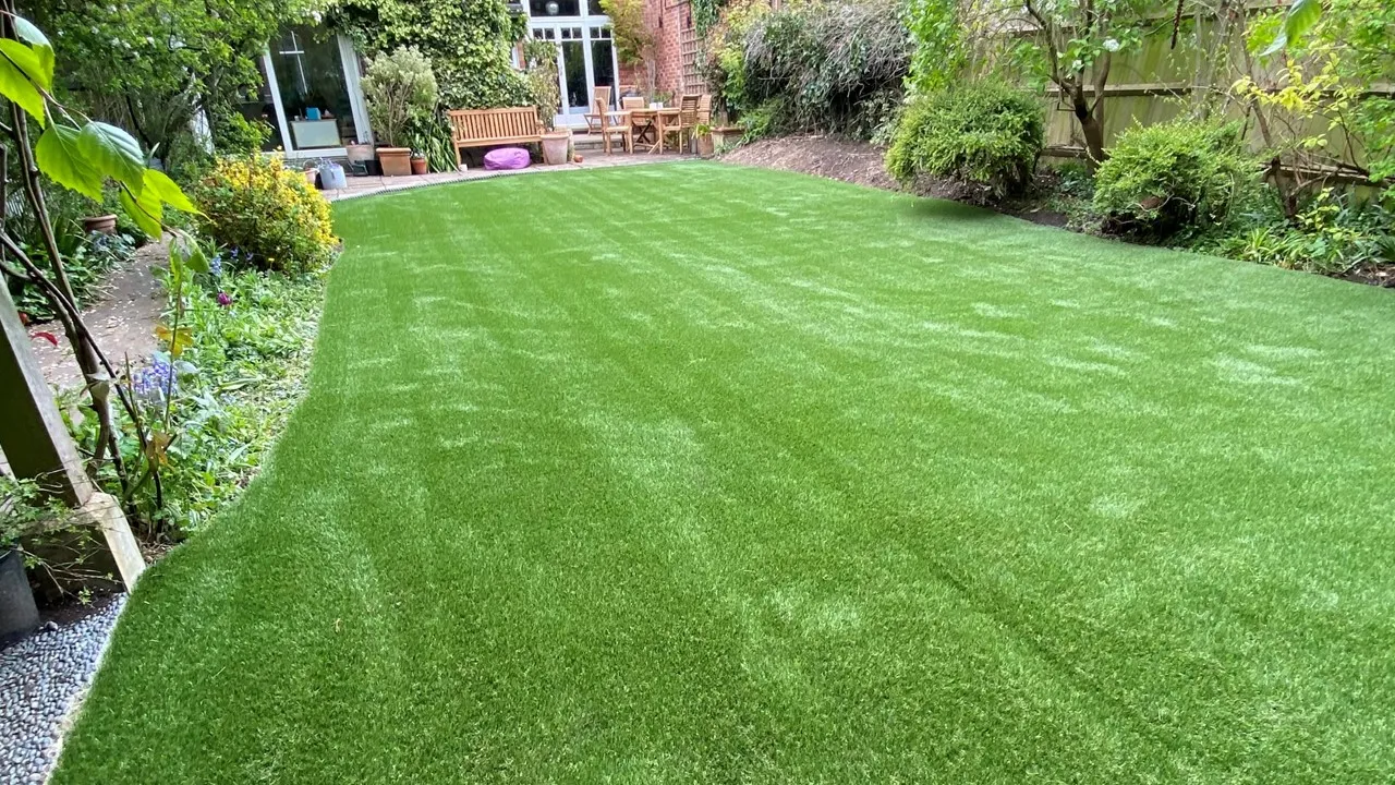Landscaped garden by Stoneage Property Care in Wiltshire (photo 1)