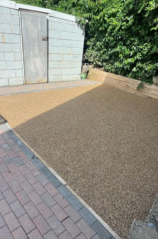Smooth resin bound driveway finish by Stoneage Property Care in Wiltshire