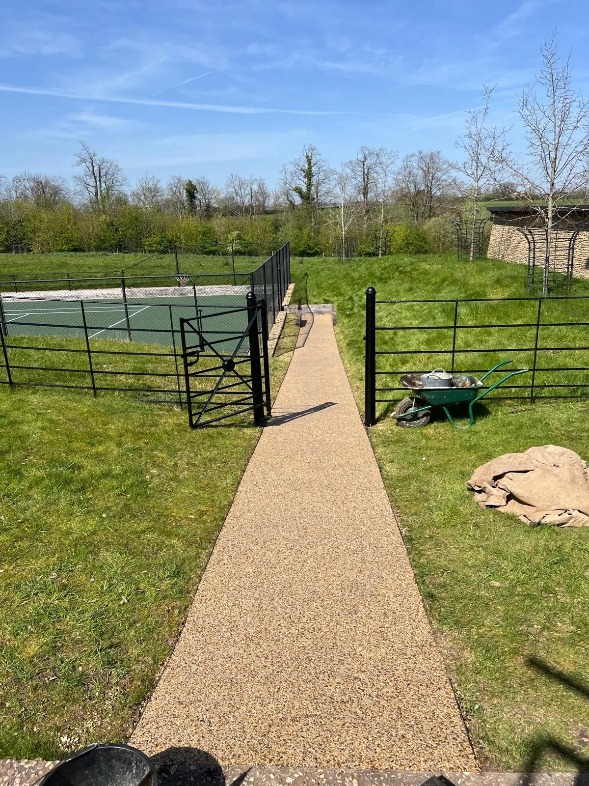 Resin bound driveway by Stoneage Property Care in Wiltshire (photo 12)